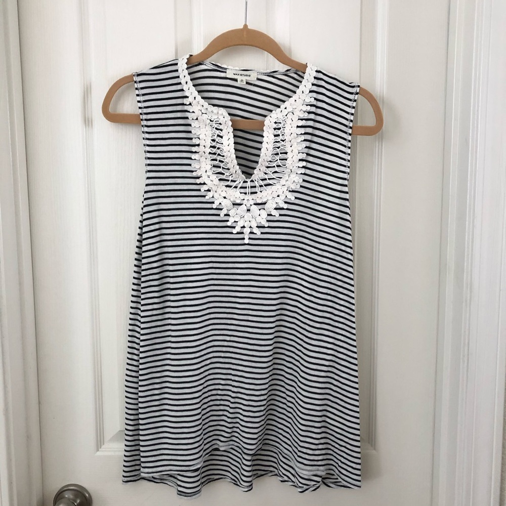 MaxStudio HighLow sleeveless shirt medium striped